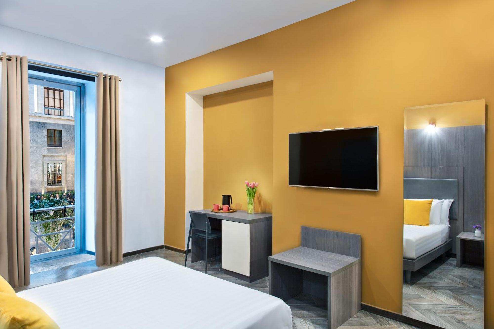 Toledo Lifestyle Hotel Napels Buitenkant foto