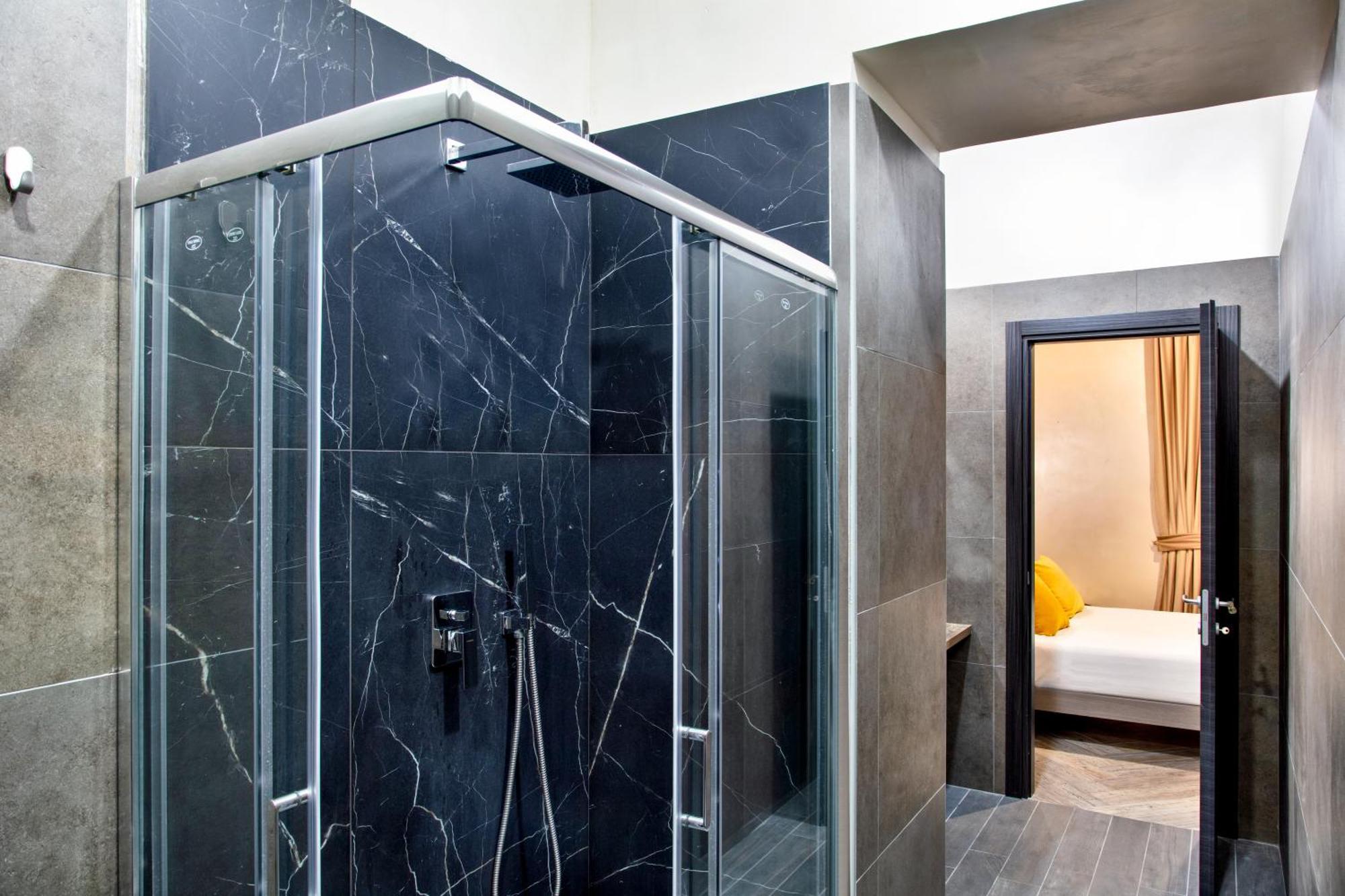 Toledo Lifestyle Hotel Napels Buitenkant foto